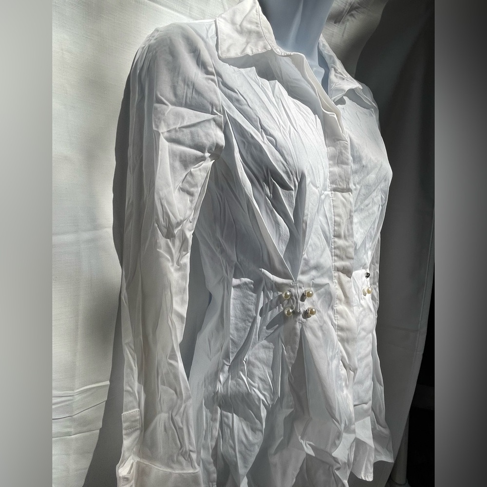 Detailed Blouse - Picture 3 of 5